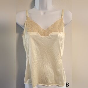 2 Vintage Vanity Fair Dainty Silky Tank Fairy Hippie Festival Night Sexy Glamor